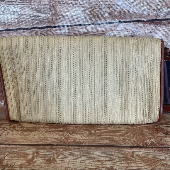 Cole Haan woven clutch hand bag tan color - Picture 4 of 11